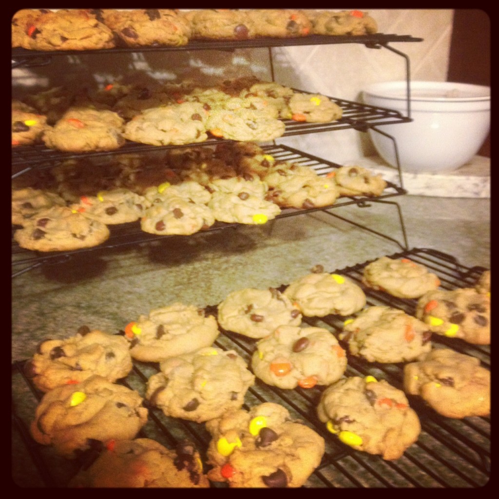 photo 3-1 Peanut Butter Reece's Pieces Chocolate Chip Pudding Cookies