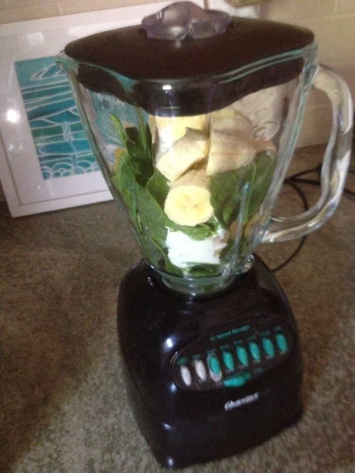 photo 1-11 Green Spinach Smoothie