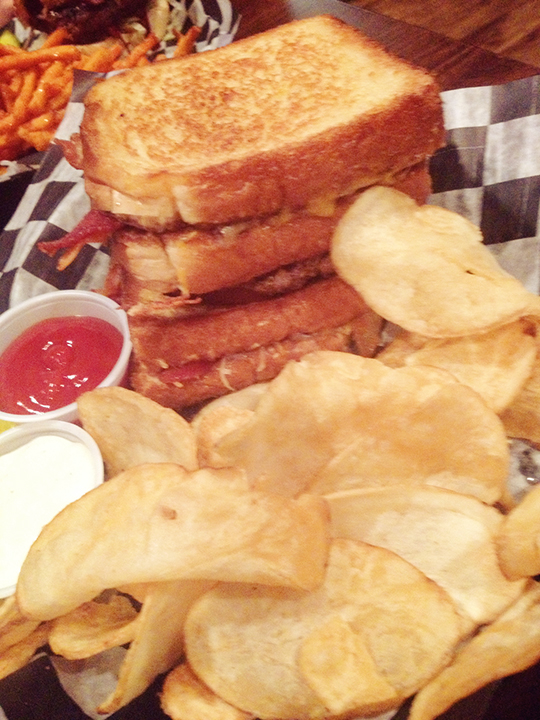 BaconGrilledCheeseBurger