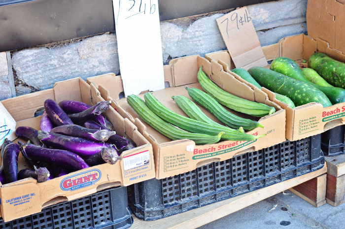 Veggie stalls